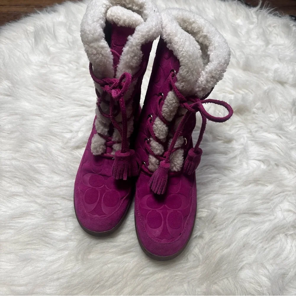 Coach “Tuesday” Leather Women's Fuchsia Boots with Shearling Lining size 5